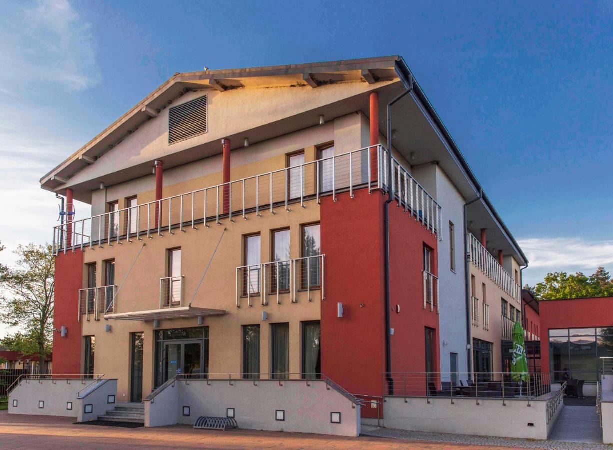 Centrum Wypoczynkowo-Konferencyjne Solaris Łazy Dış mekan fotoğraf